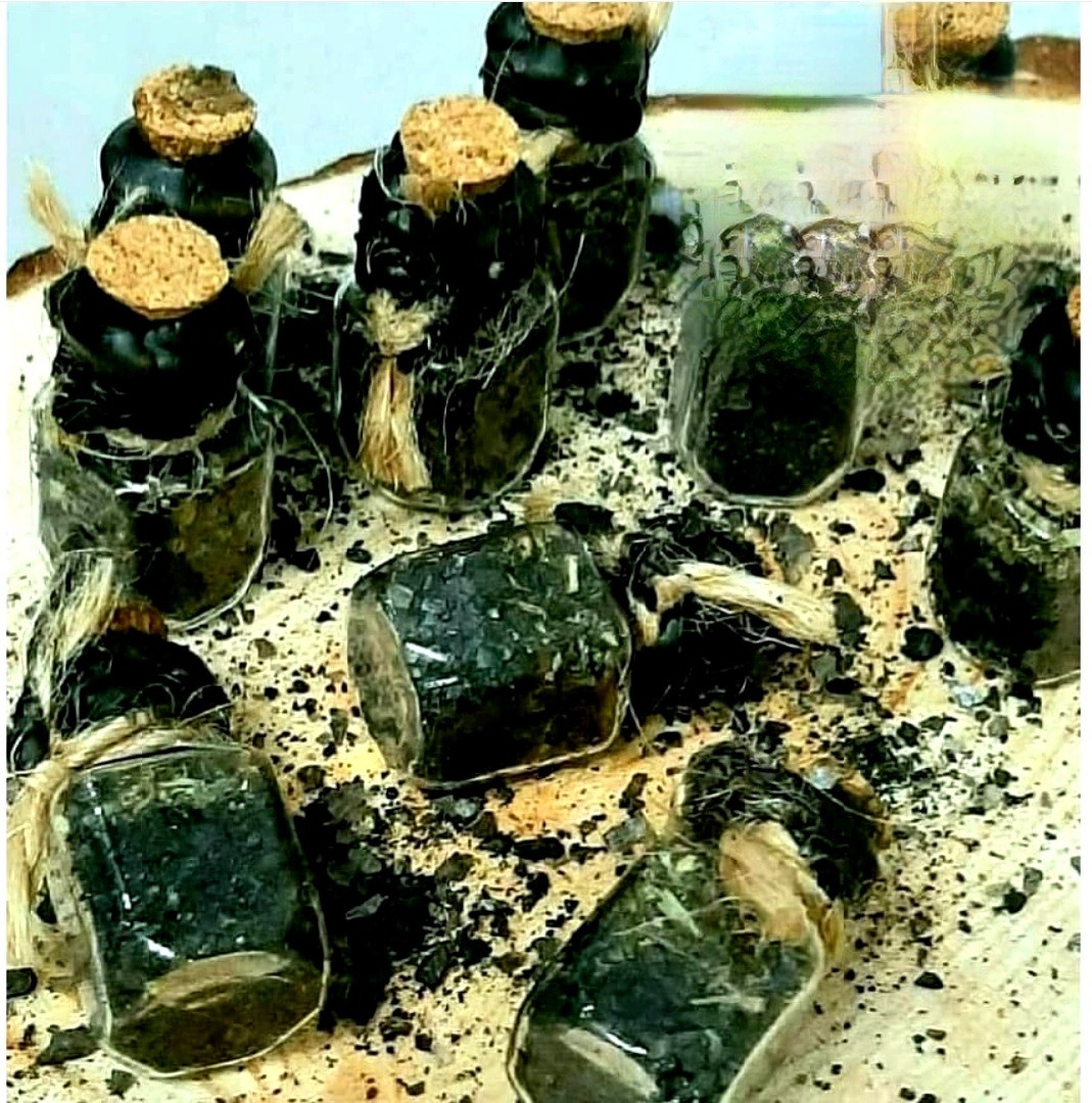 Защитные амулеты бутылочки